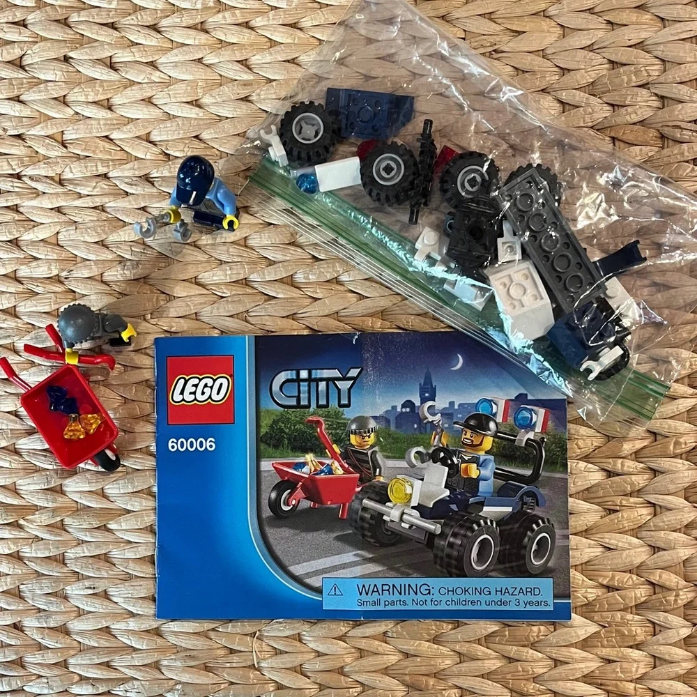 LEGO City Police ATV Chase Set (60006)